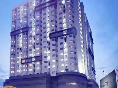 Aston Pluit &