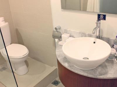 Hotel Aston Pluit & 4*